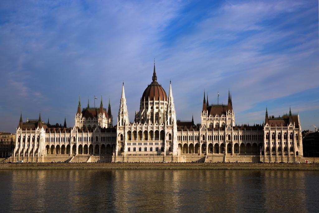 Chain Bridge Studio Apartment Budapeşte Dış mekan fotoğraf